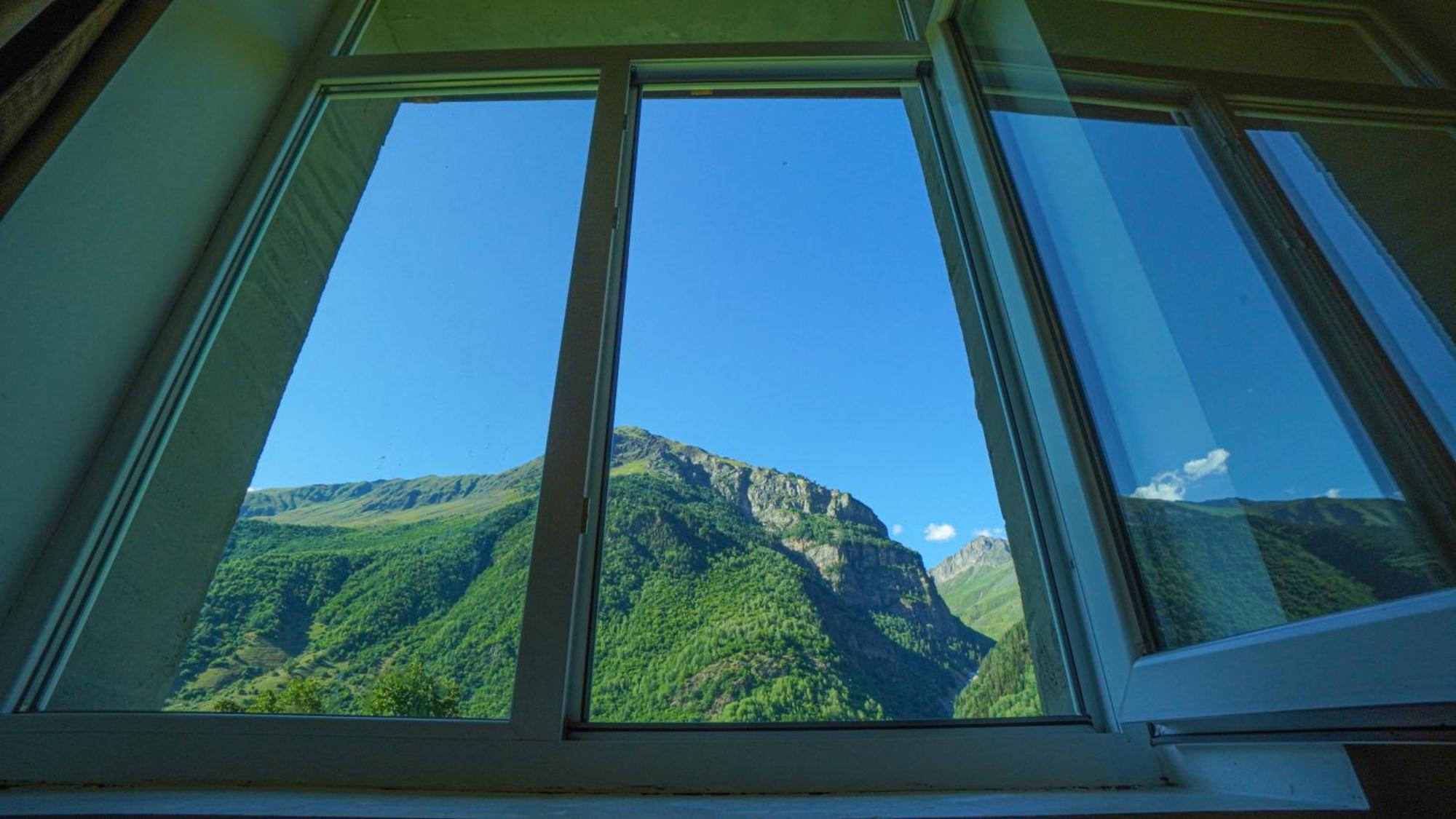 Givi Kakhiani'S Guesthouse Zhabeshi 外观 照片