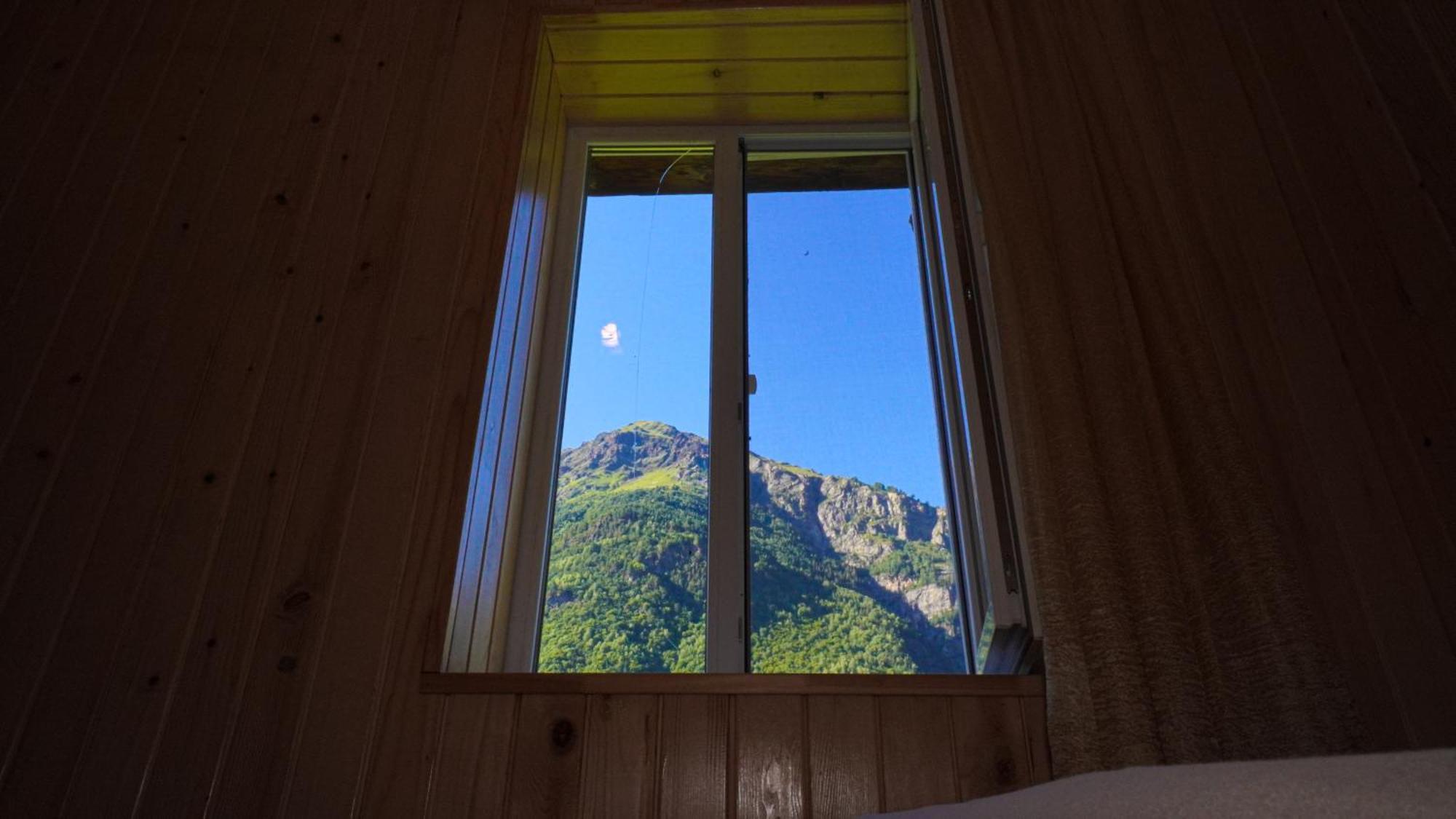 Givi Kakhiani'S Guesthouse Zhabeshi 外观 照片