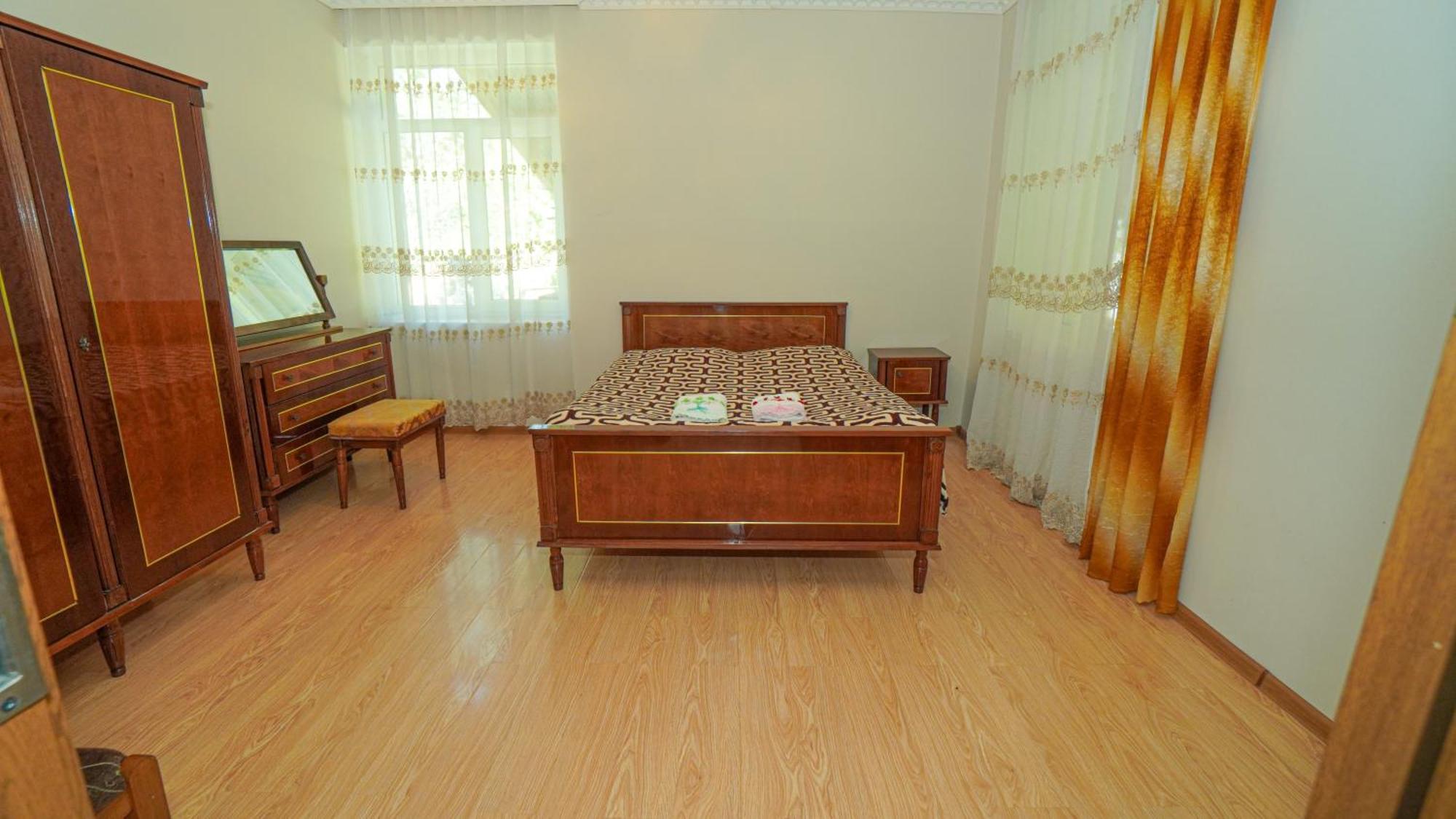 Givi Kakhiani'S Guesthouse Zhabeshi 外观 照片