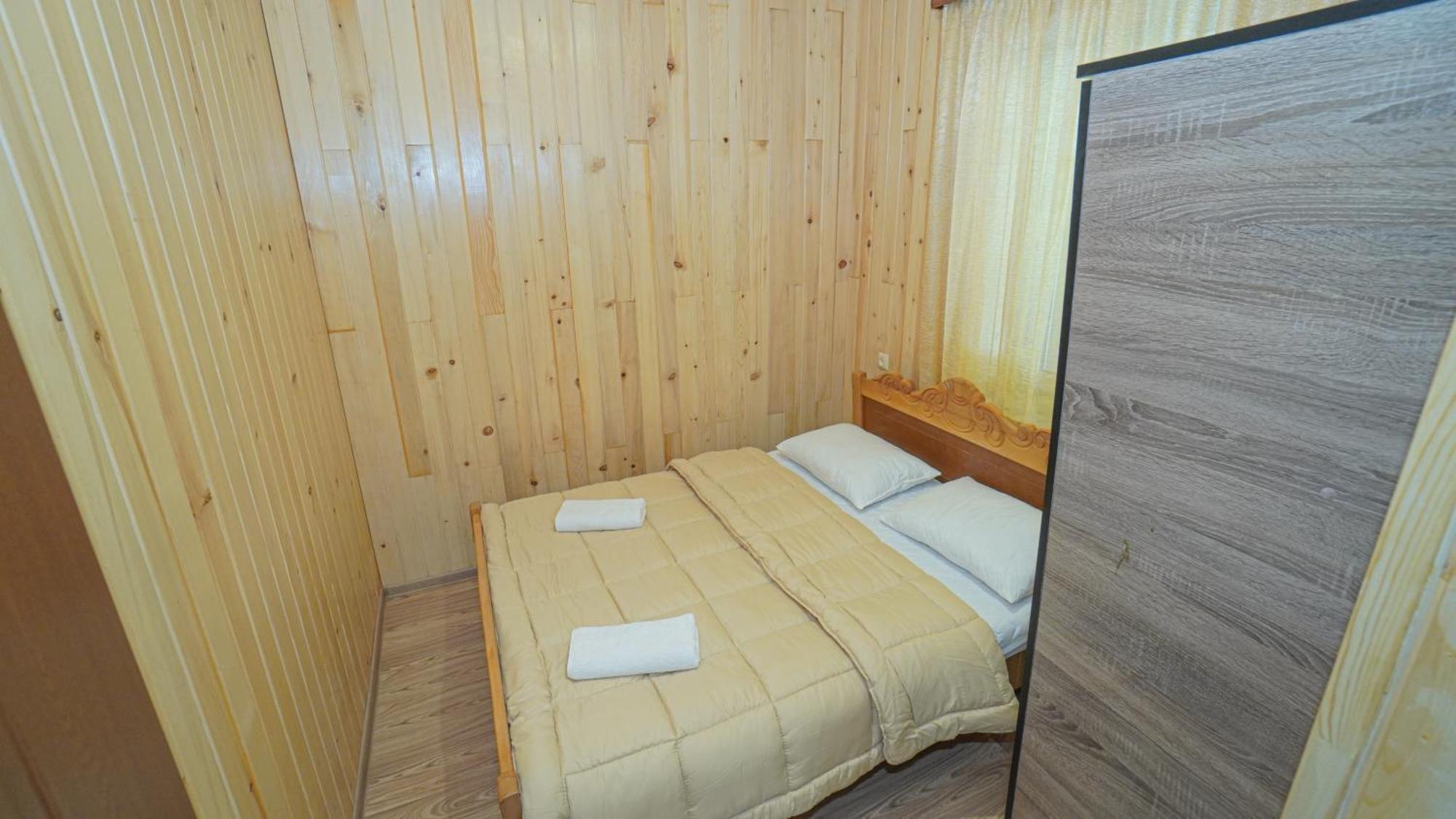 Givi Kakhiani'S Guesthouse Zhabeshi 外观 照片