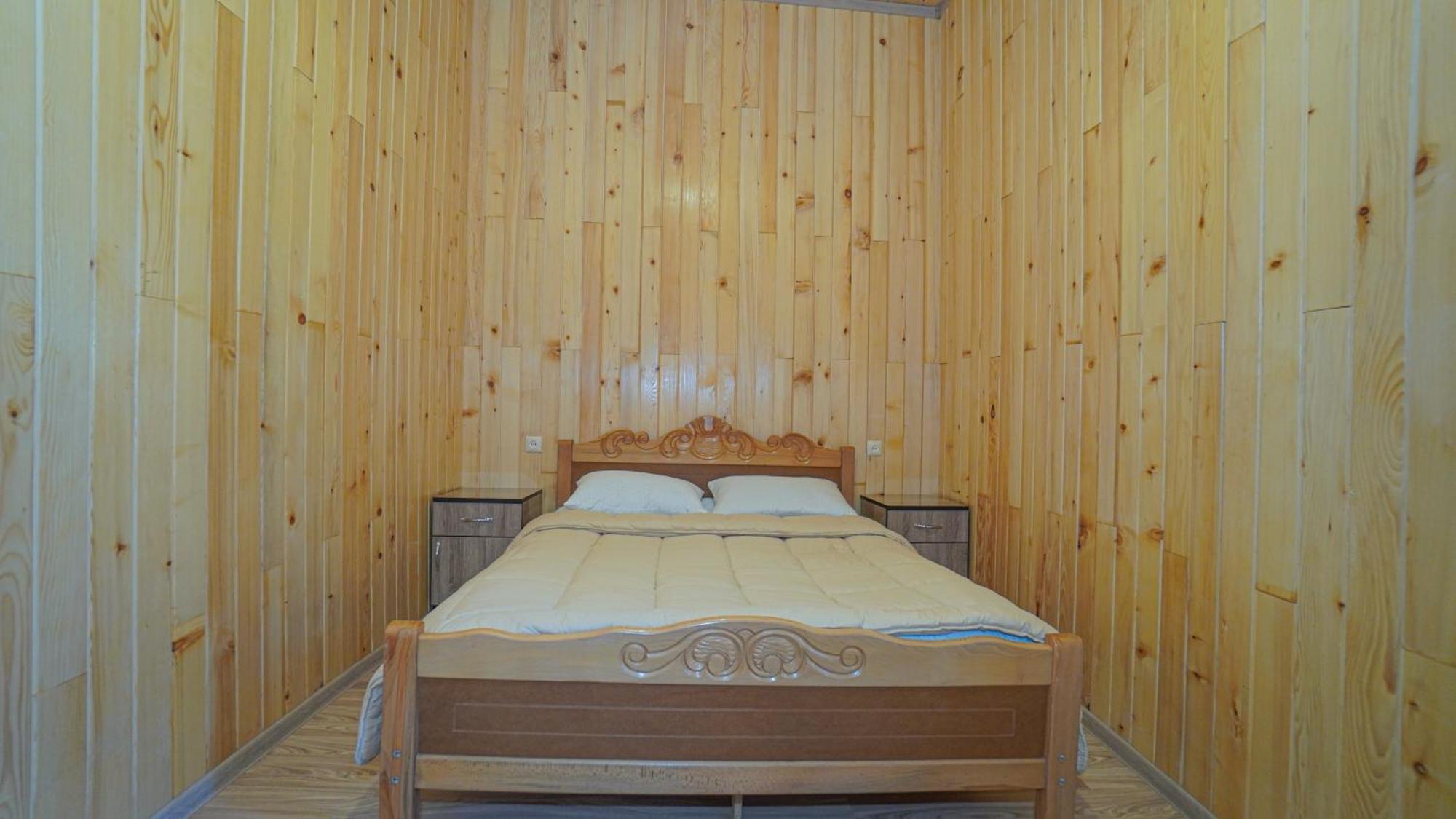 Givi Kakhiani'S Guesthouse Zhabeshi 外观 照片