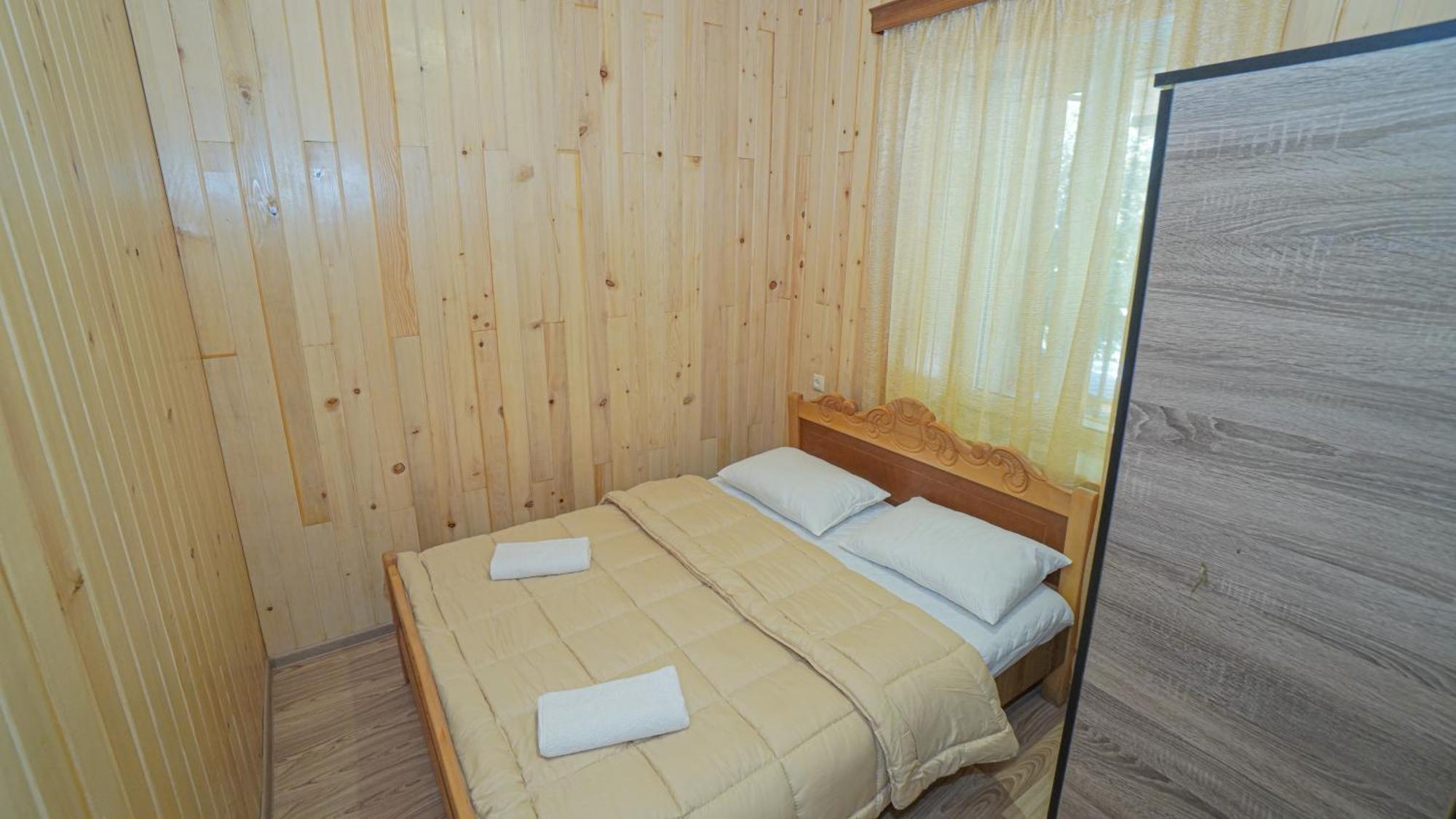 Givi Kakhiani'S Guesthouse Zhabeshi 外观 照片